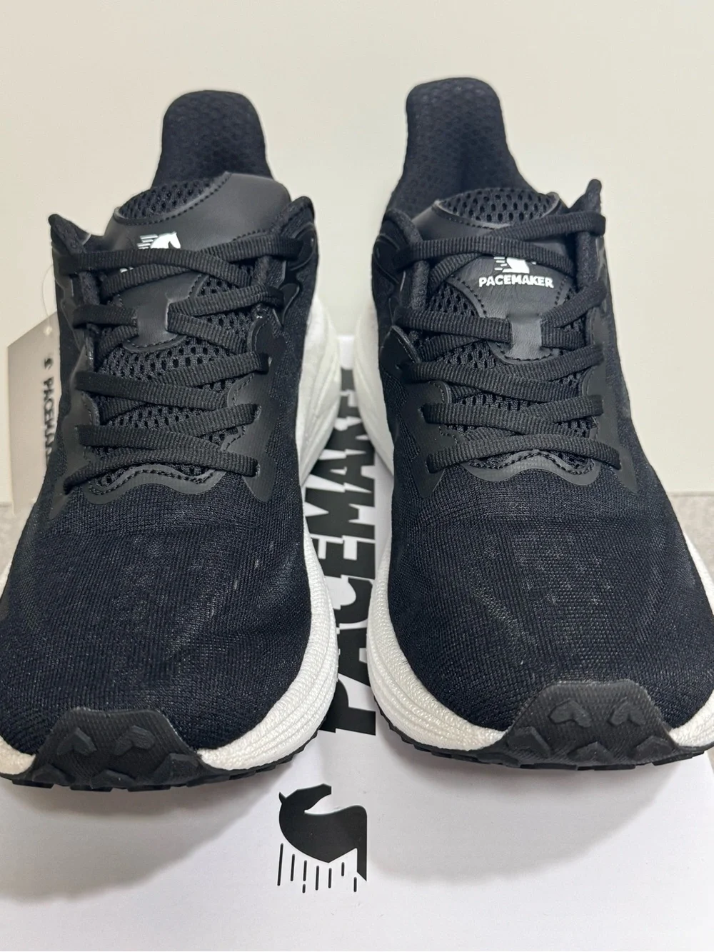 PACEMAKER Speed Carbon Plate Mens Running Shoes Size 10 Men